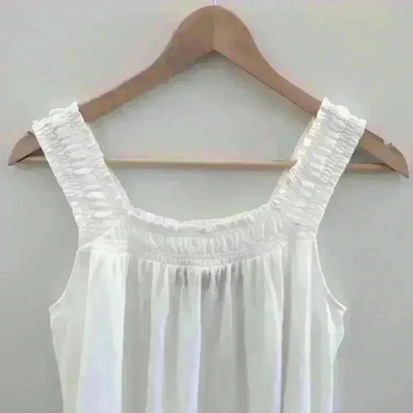 🌴2/$25🌴ANTHROPOLOGIE | Women's White Ruffled Strap Tank  Top - Picture 2 of 4